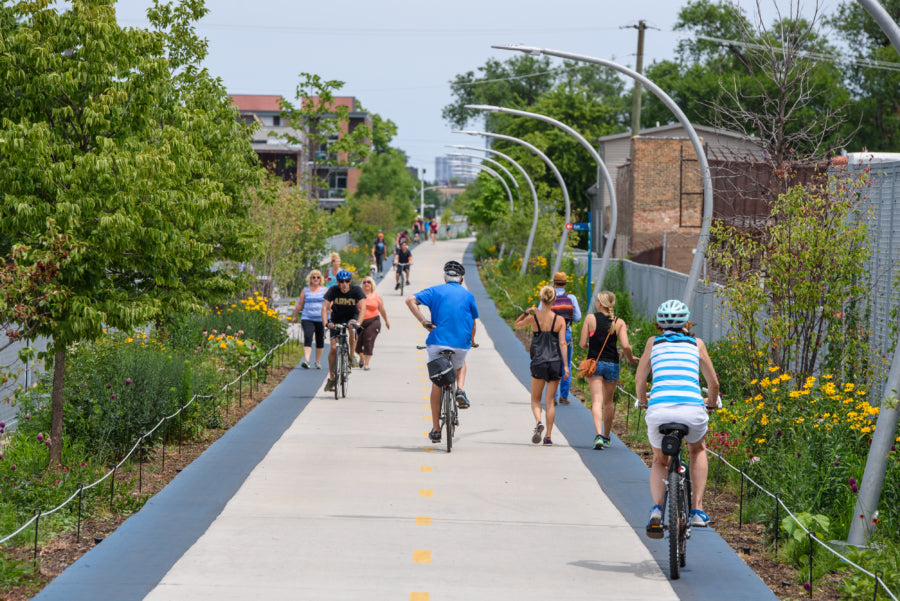 3 Bike Routes Every Chicago Cyclist Should Ride This Summer